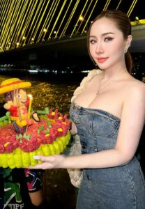 ยูมิโกะ-มิยากิ