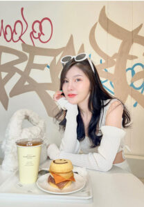 มลิษา-สว่างงาม