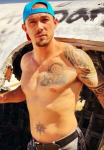 Kirk-Cummings-หล่อ