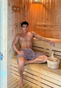 TAKA-แซ่บมาก