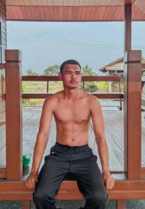 Narakorn-Jamaree-หล่อ