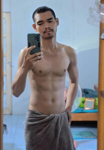 Narakorn-Jamaree-หล่อมาก