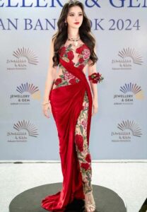 ลิลลี่_เหงียน17jpg ลิลลี่-เหงียน