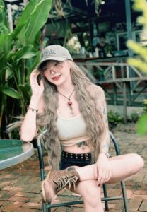 สุจิตรา-อารีย์เอื้อ11 สุจิตรา-อารีย์เอื้อ-ฮอต