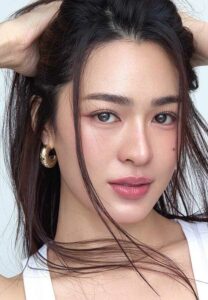 Linglingkwong-สวย