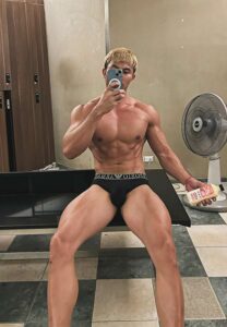 Tanadech-Khotphakdee