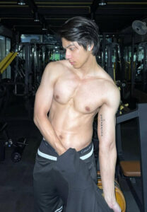 อูโน่-หลาวทอง15 อูโน่-หลาวทอง