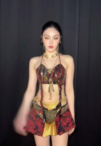 Punch 4EVE-003-Dazzling