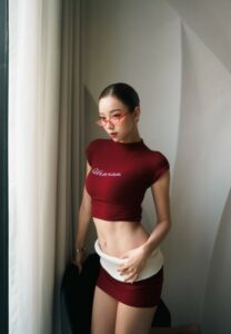 นิวเคลียร์-หรรษา-006-Attractive