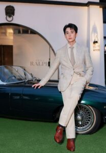 จิมมี่-จิตรพล-002-Graceful