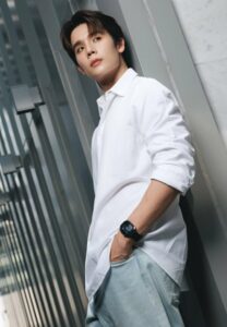จิมมี่-จิตรพล-013-Dazzling