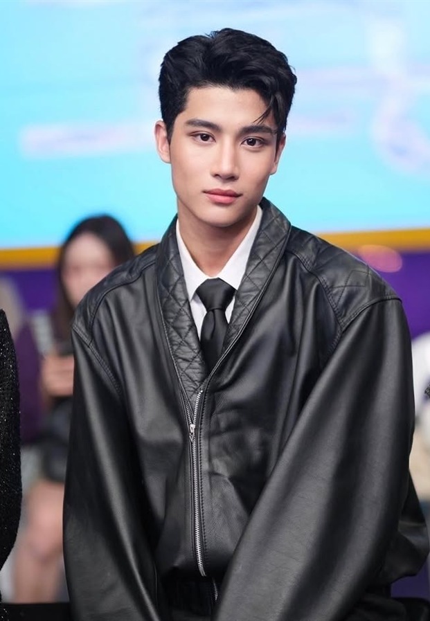 ธีธัช คุ้มเมือง นิสิตนิเทศศาสตร์ จุฬาลงกรณ์มหาวิทยาลัย